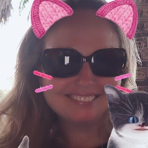 Meet your Posher, Darcy